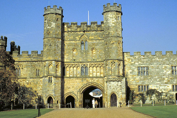 Battle Abbey Entrance